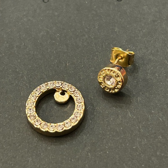 NWOT COACH Open Circle Pave Halo Studs. Color: Gold - Picture 4 of 5